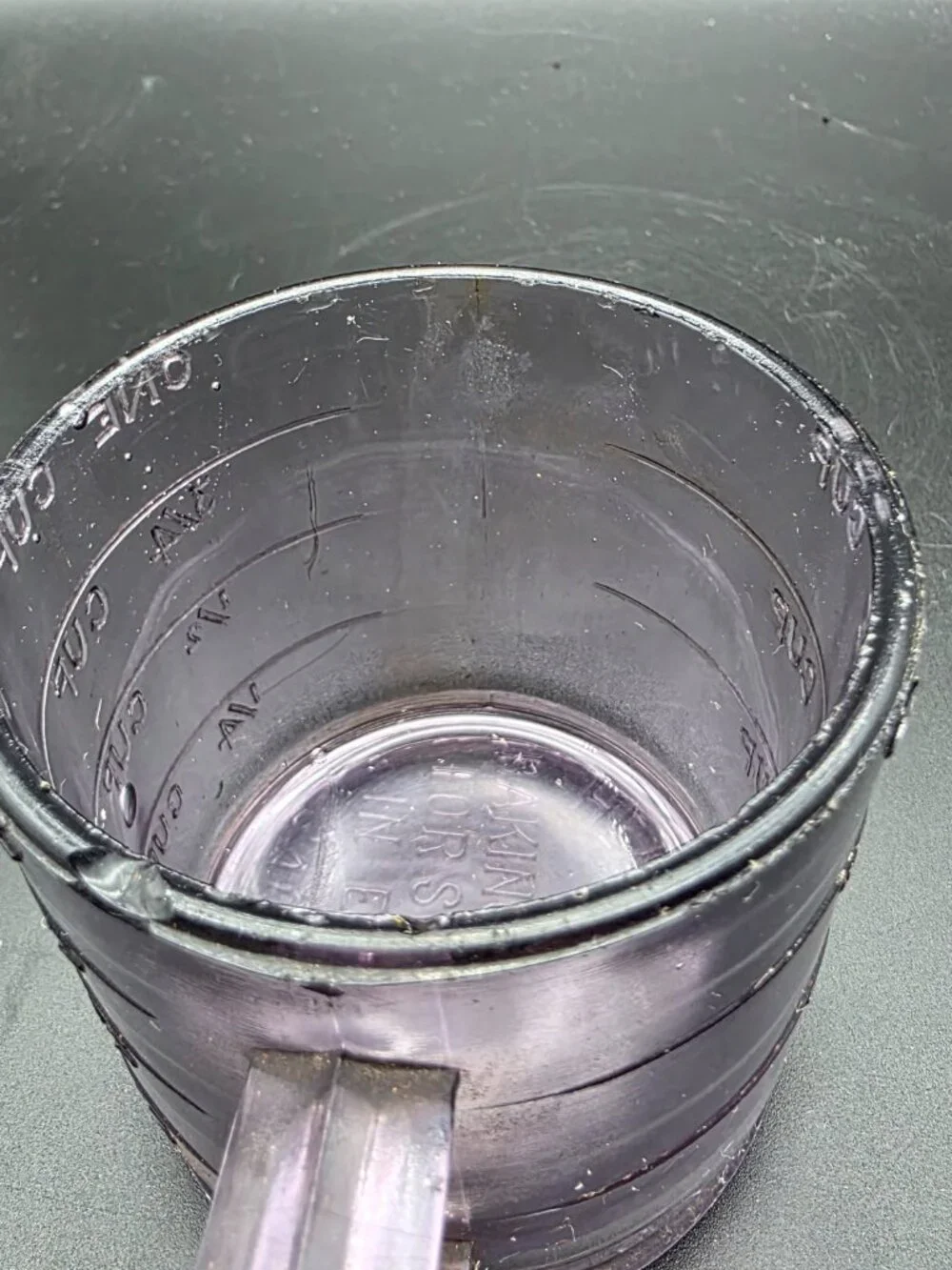 VINTAGE RARE purple GLASS 1-CUP MEASURING CUP Embossed